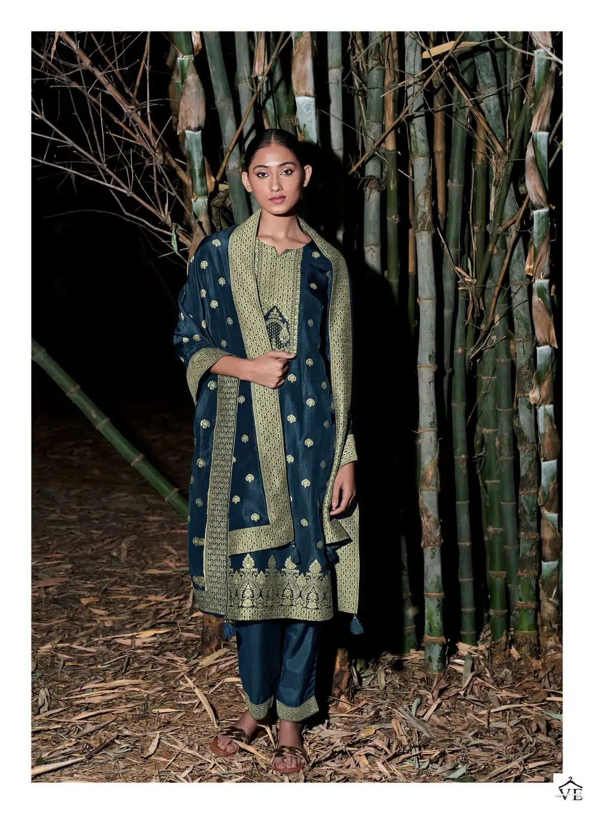 Four Buttons Seher Pure Russian Lakhnavi Jacquard Wholesale Readymade Suits Catalog — Wholesale Salwar Suits, MPA wholesale from Surat — view 4