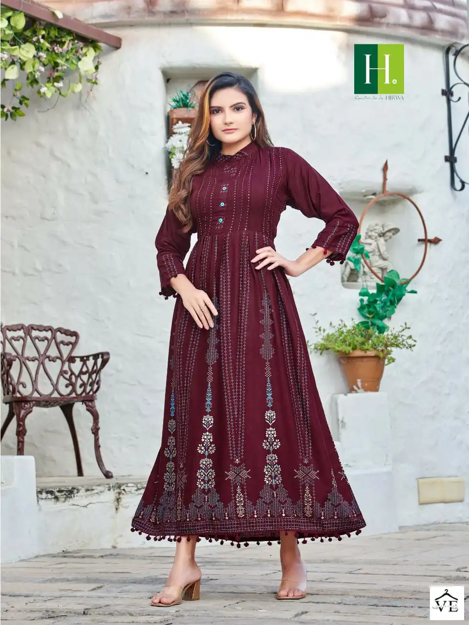 Hirwa Sunidhi Heavy Rayon Slub Wholesale Anarkali Kurti Catalog — Wholesale Kurtis, MPA wholesale from Surat — view 9