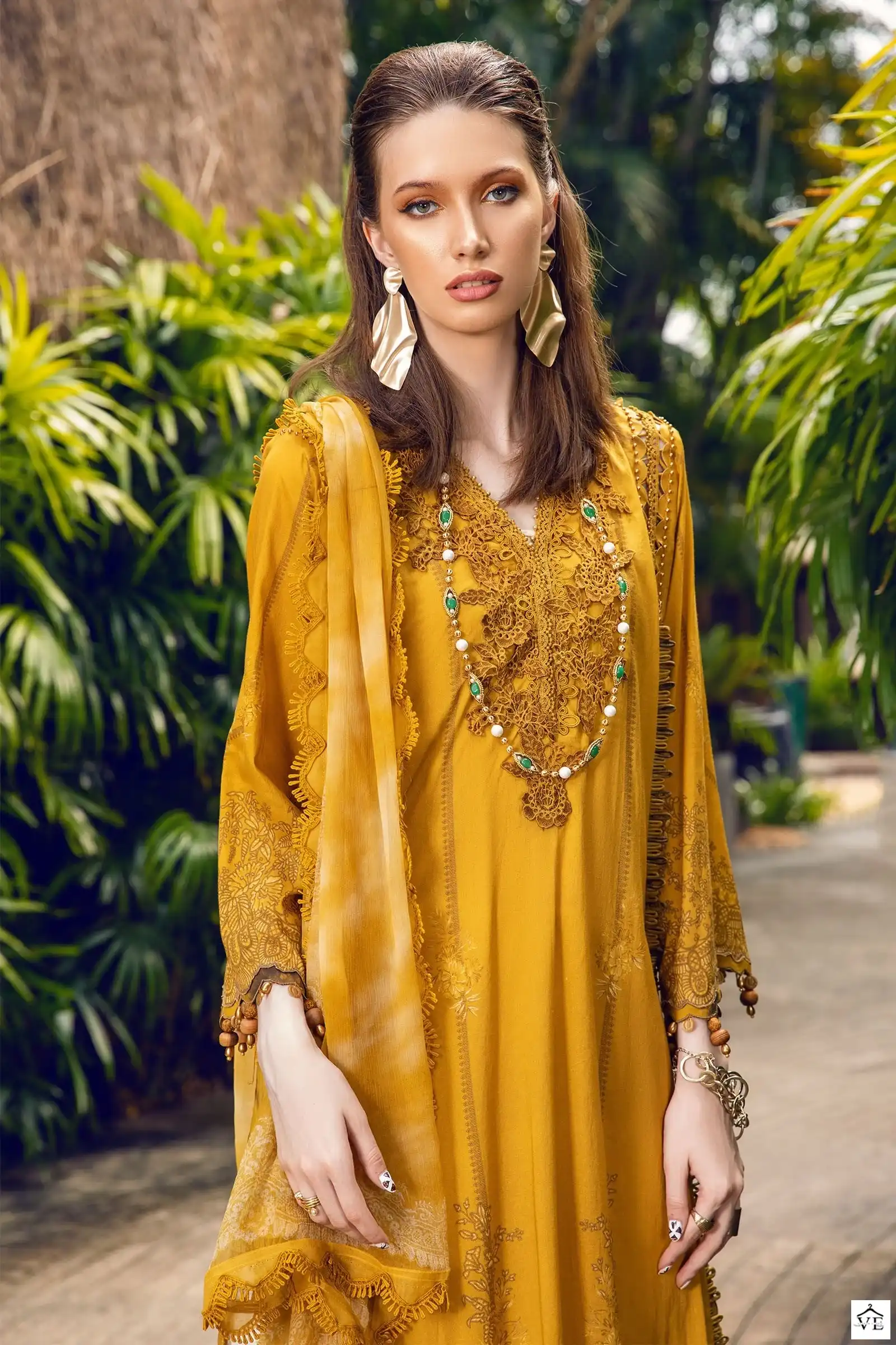 Deepsy Suits Firouds Queen’S Court Remix 2043 Pure Cotton Wholesale Pakistani Suit — Wholesale Salwar Suits, MPA wholesale from Surat - Gallery Image 2