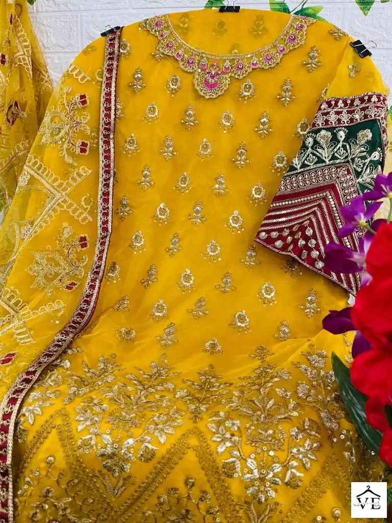 Hoor Tex H-85 A To D Heavy Organza Wholesale Pakistani Suits Catalog — Wholesale Salwar Suits, MPA wholesale from Surat - Gallery Image 5