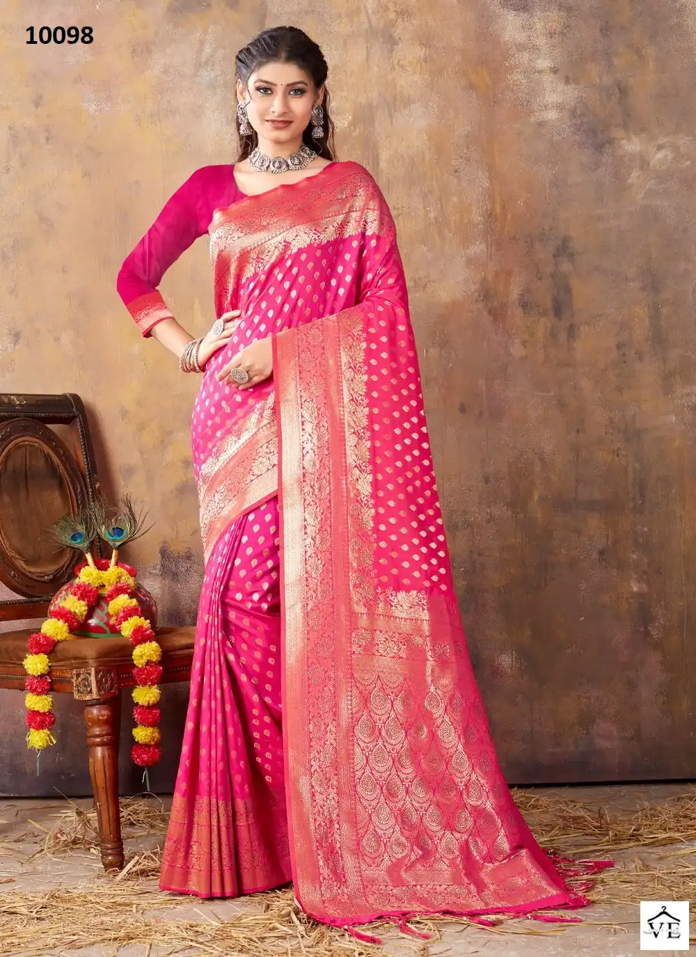 Sangam Akansha Banarasi Silk Wholesale Saree Catalog — Wholesale Sarees, MPA wholesale from Surat - Gallery Image 3