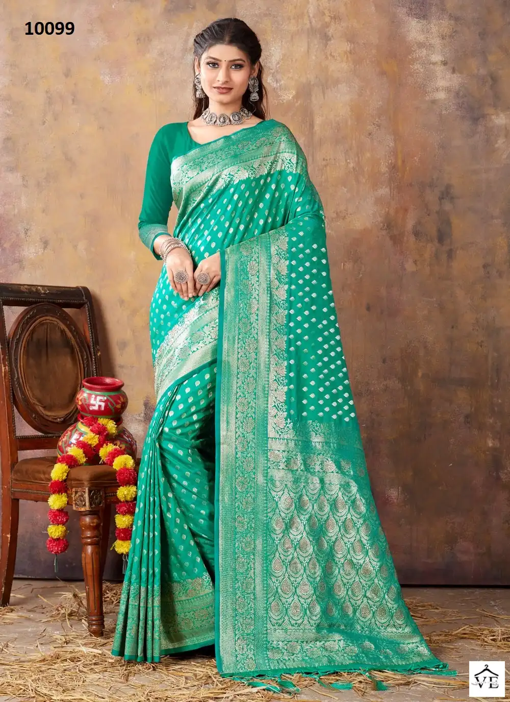 Sangam Akansha Banarasi Silk Wholesale Saree Catalog — Wholesale Sarees, MPA wholesale from Surat - Gallery Image 4