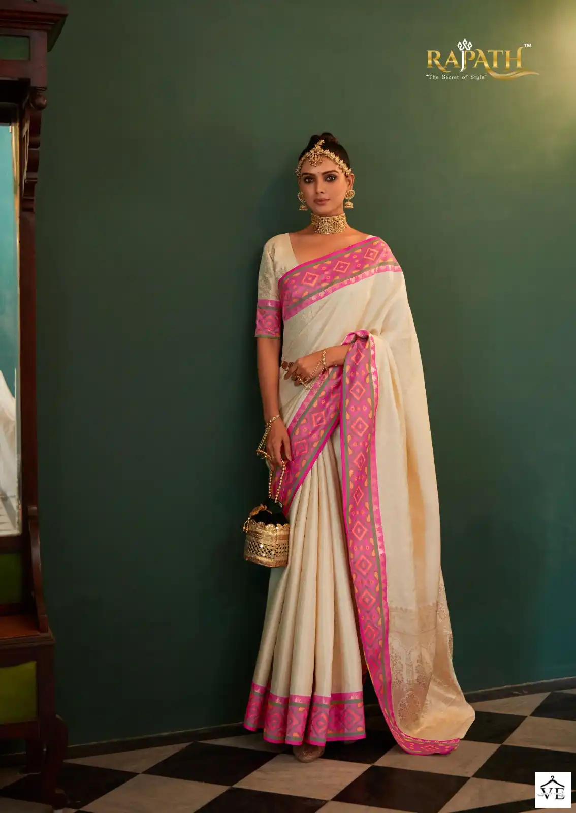 Rajpath Anaya Pattu Kanchivaram Silk Wholesale Sarees Catalog - Image 3