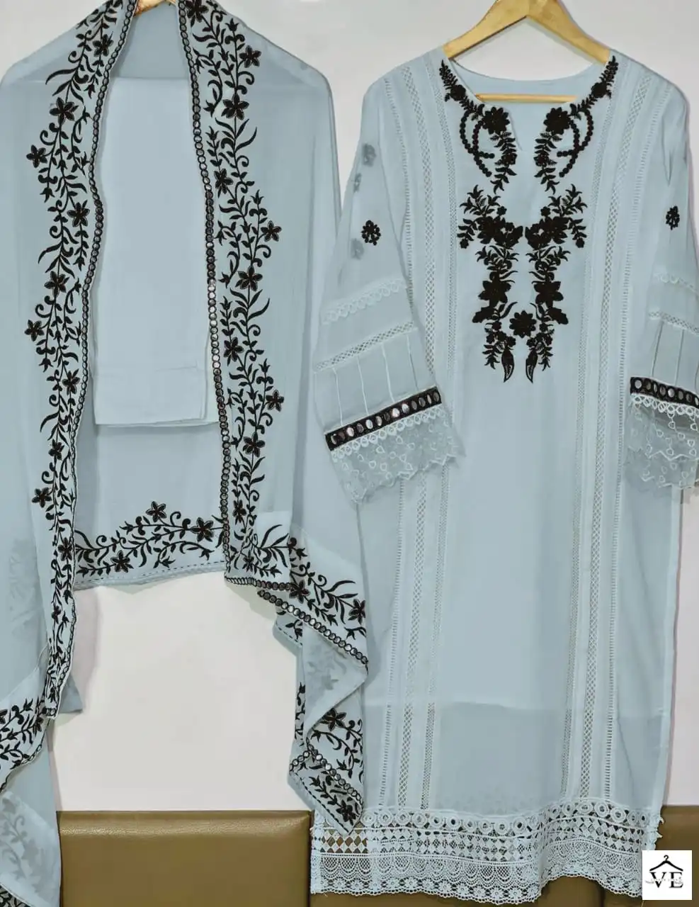 Vardan Ethnic D.No-117 Pure Georgette Wholesale Readymade Pakistani Suit Catalog — Wholesale Salwar Suits, MPA wholesale from Surat - Gallery Image 8