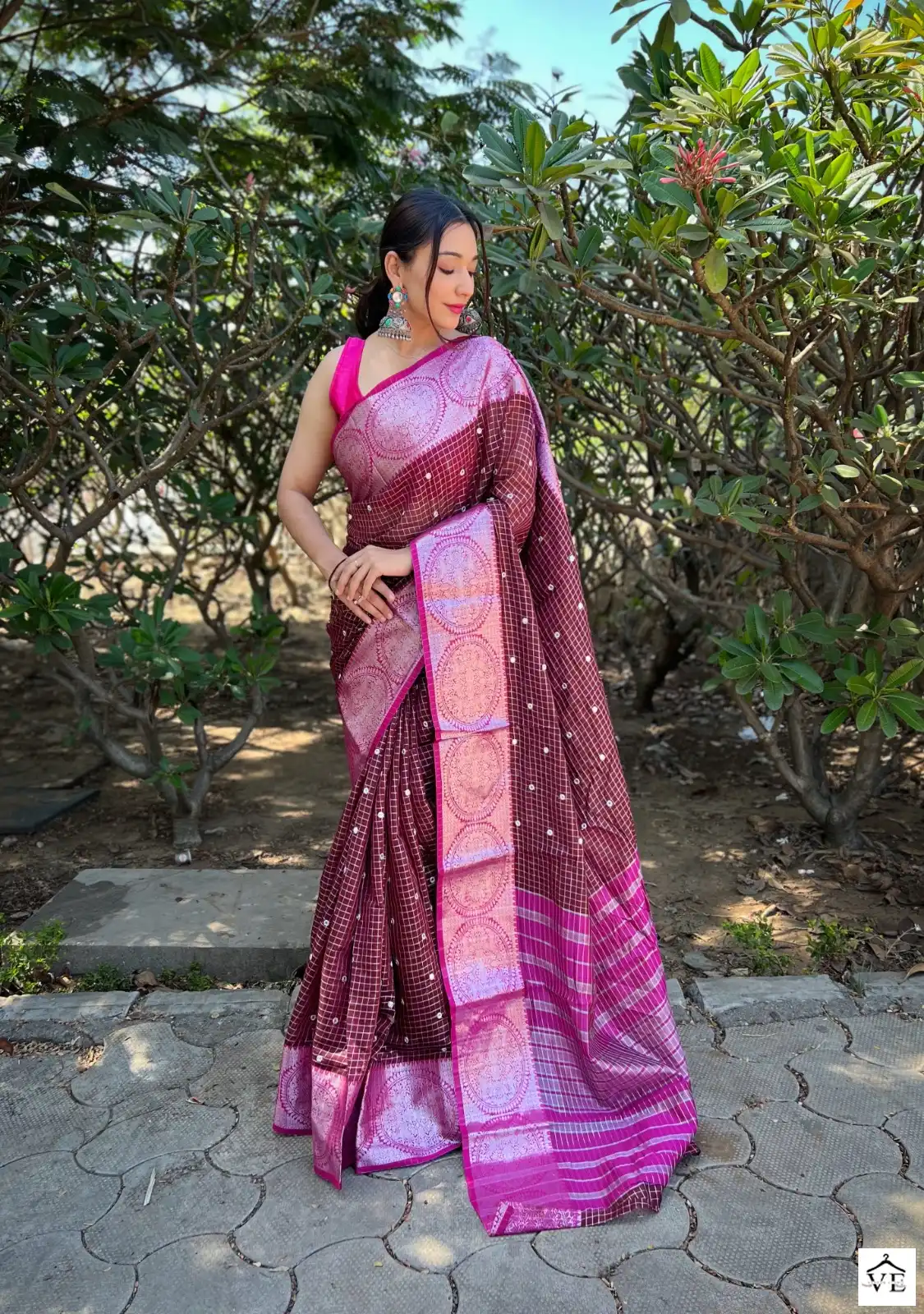 Shree Trends Moni-Chex Organza Wholesale Saree Catalog — Wholesale Sarees, MPA wholesale from Surat — view 3