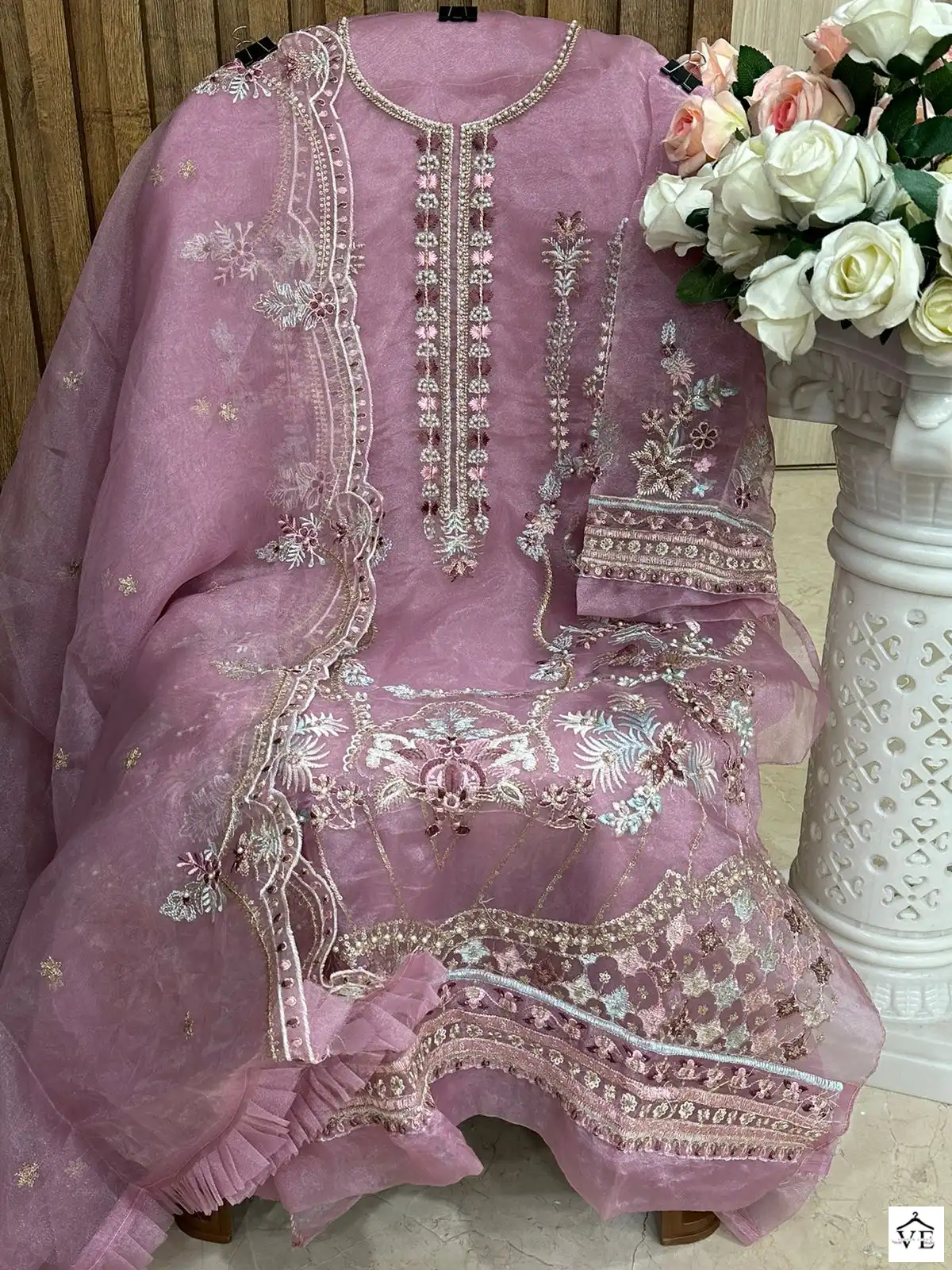 Mehboob Tex Mistri Vol 1 Organza Wholesale Pakistani Suits Catalog — Wholesale Salwar Suits, MPA wholesale from Surat - Gallery Image 4