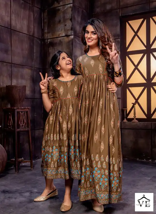 Paavi Nazakat Vol 2 Rayon Wholesale Kurtis Catalog — Wholesale Kurtis, MPA wholesale from Surat — view 4