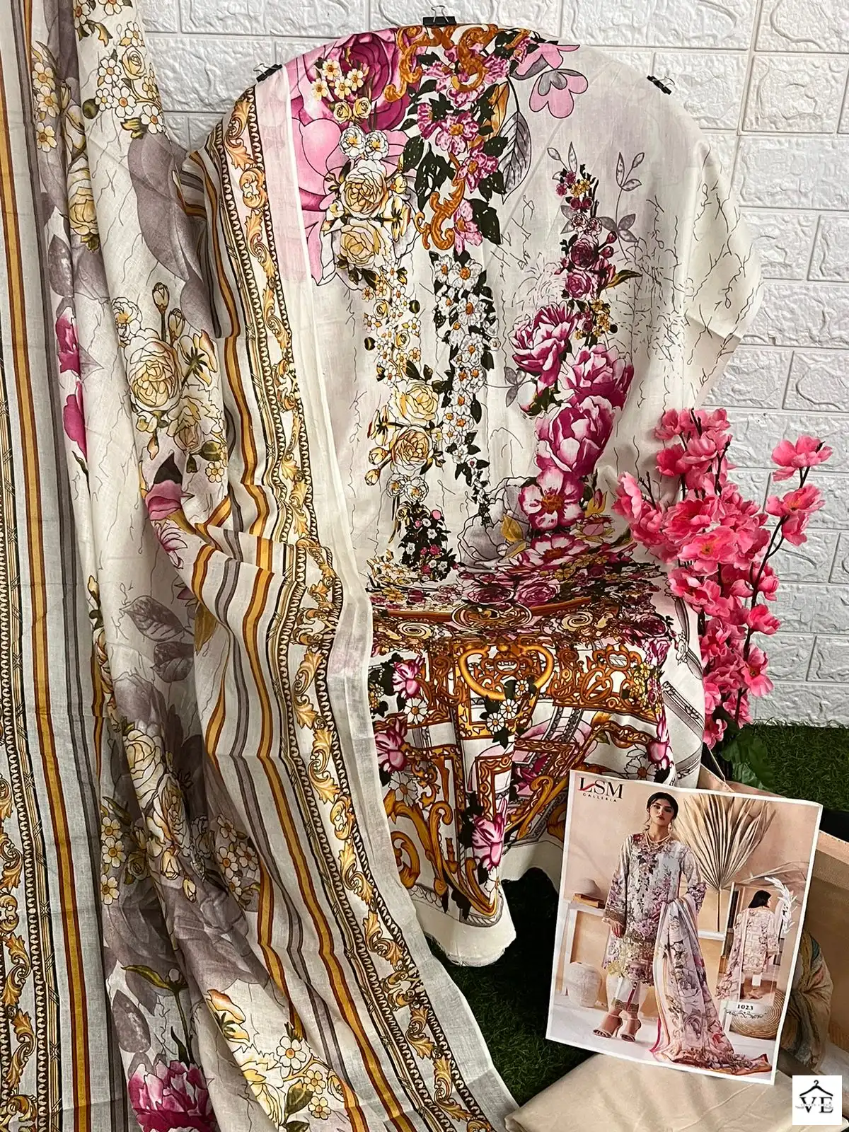 Lsm Parian Dream Heavy Luxury Lawn Vol 3 Pure Heavy Lawn Wholesale Pakistani Suit Catalog — Wholesale Salwar Suits, Lsm wholesale from Surat - Gallery Image 12
