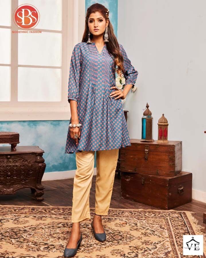 Vardan Ethnic Saisha 2 Muslin Wholesale Kurtis Catalog — Wholesale Kurtis, MPA wholesale from Surat — view 1