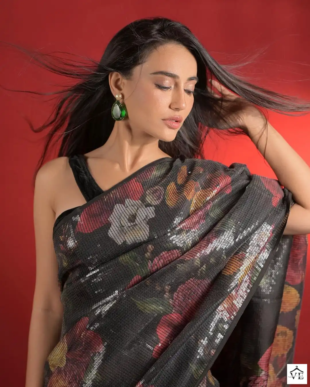Vardan Ethnic Black Thread Premiuim Georgette Wholesale Sarees Catalog — Wholesale Sarees, MPA wholesale from Surat - Gallery Image 4