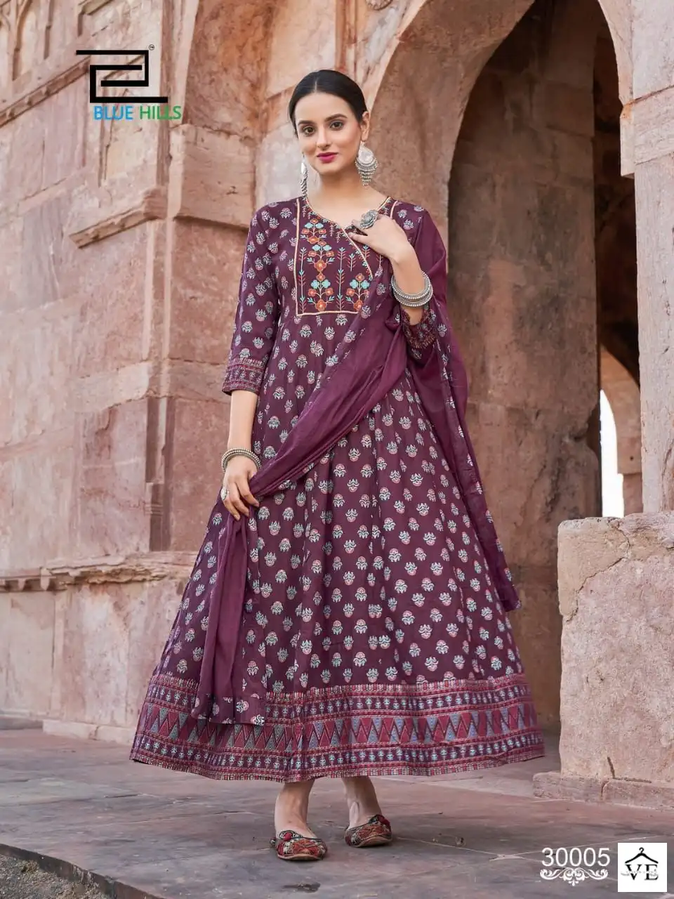 Blue Hills Glamour Vol 30 Rayon 14 Kg Wholesale Kurti With Dupatta Catalog — Wholesale Kurtis, MPA wholesale from Surat - Gallery Image 8