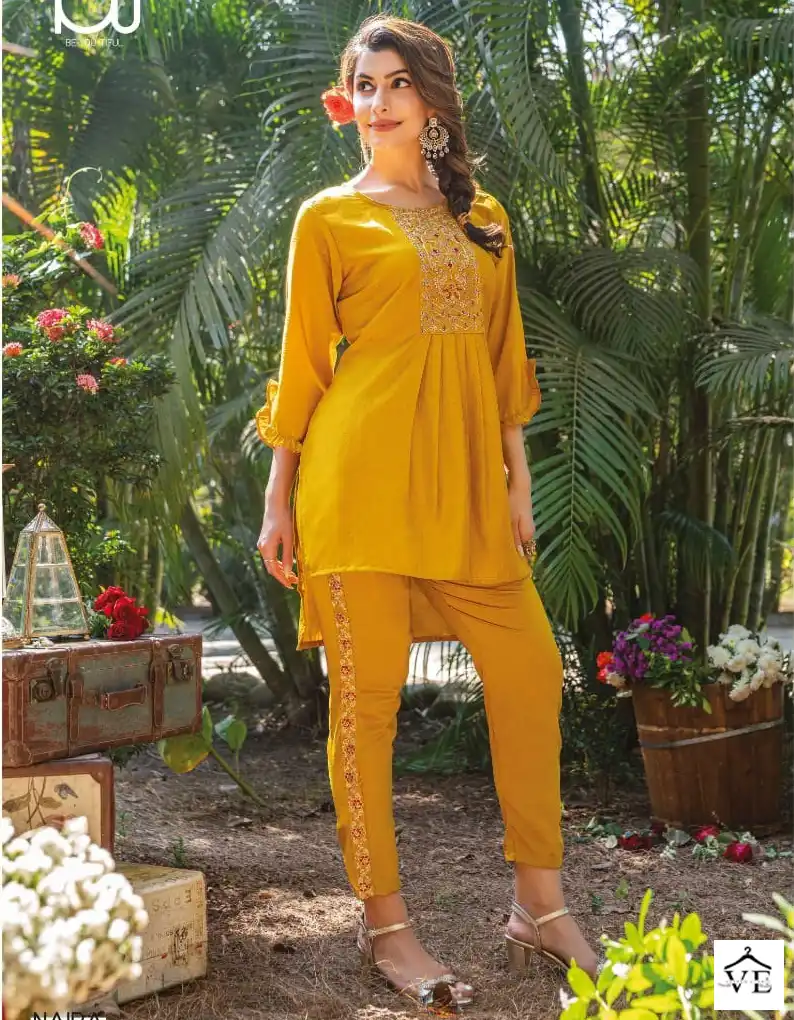 Wanna Naira Heavy Chinon Silk Wholesale Cord Set Catalog — Wholesale Kurtis, MPA wholesale from Surat — view 1