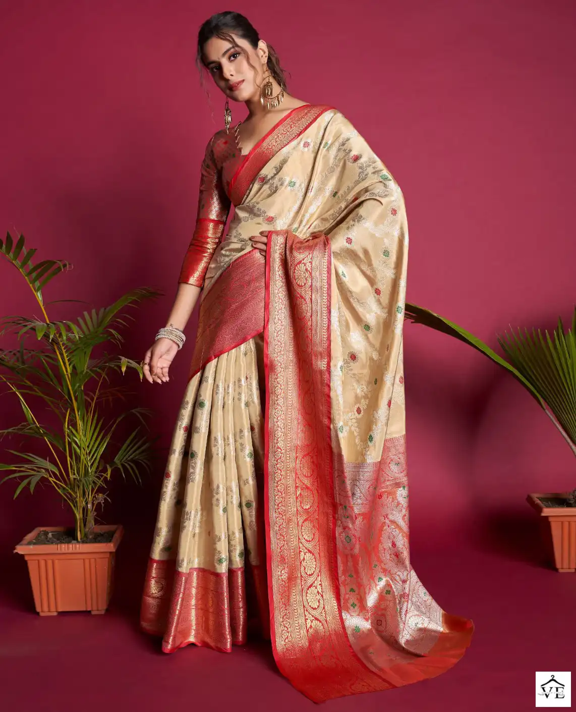 Vardan Ethnic Yashvi Kanjivaram Silk Wholesale Sarees Catalog — Wholesale Sarees, MPA wholesale from Surat — view 1