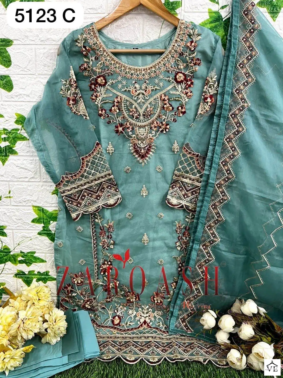 Zarqash Z 5123 Organza Wholesale Pakisdtani Readymade Salwar Suit Catalog — Wholesale Salwar Suits, MPA wholesale from Surat - Gallery Image 3