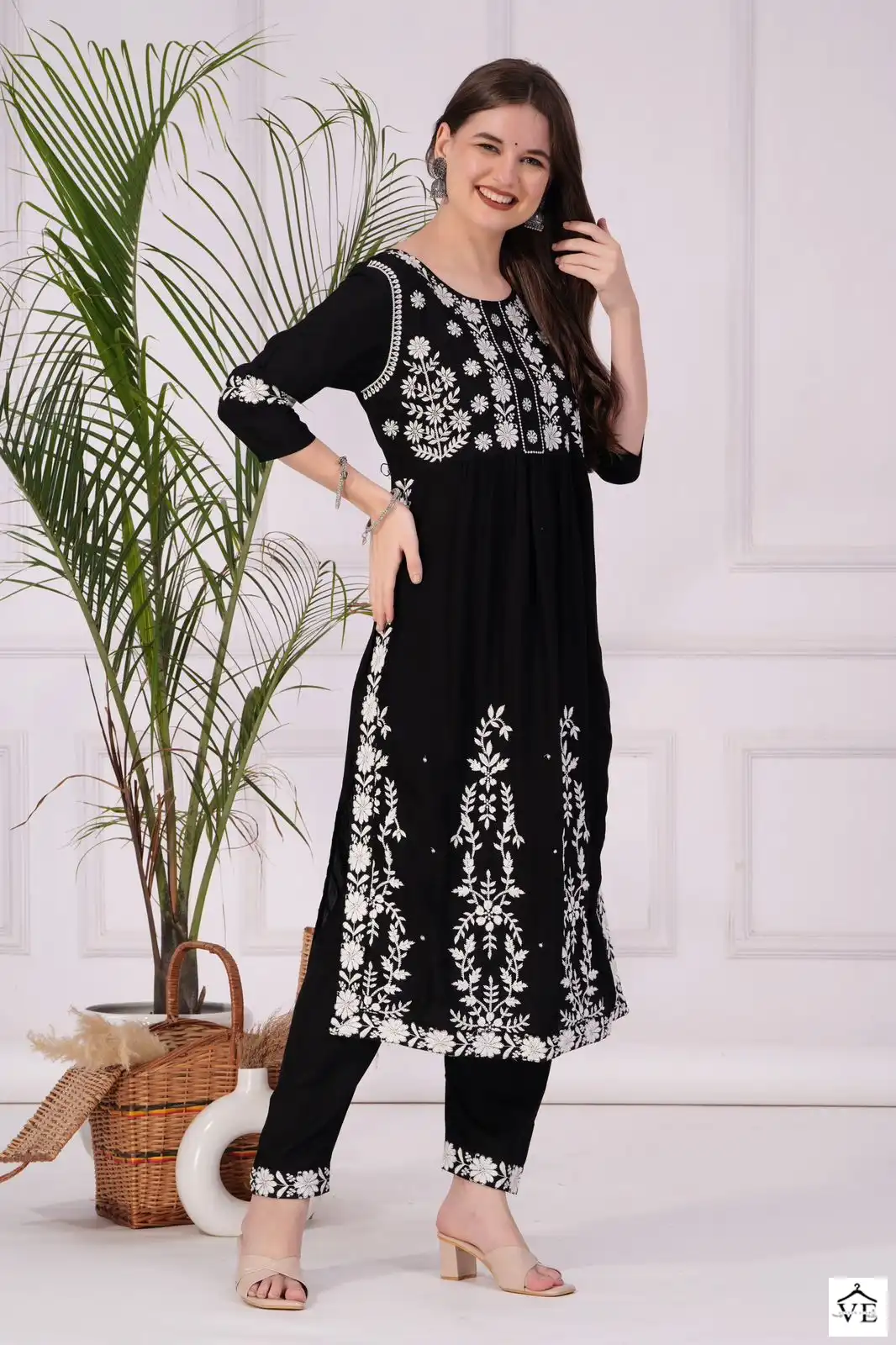 Vardan Ethnic Shober Rayon Wholesale Kurti With Pant Catalog — Wholesale Kurtis, MPA wholesale from Surat — view 6