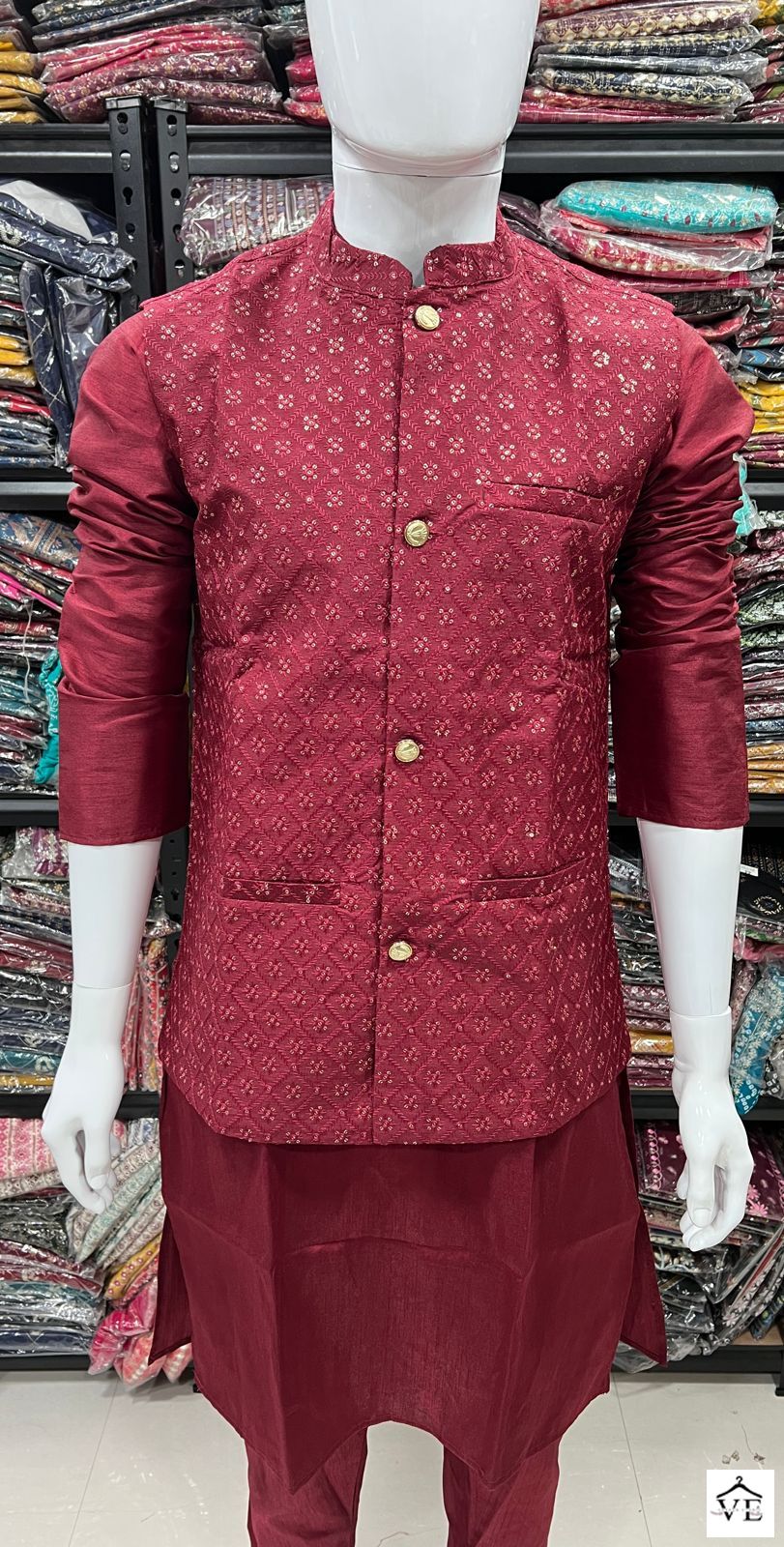Banwery Manyavar Heavy Banglori Silk Wholesale Kurta Pajama With Koti Catalog — Wholesale, Banwery wholesale from Surat - Gallery Image 10