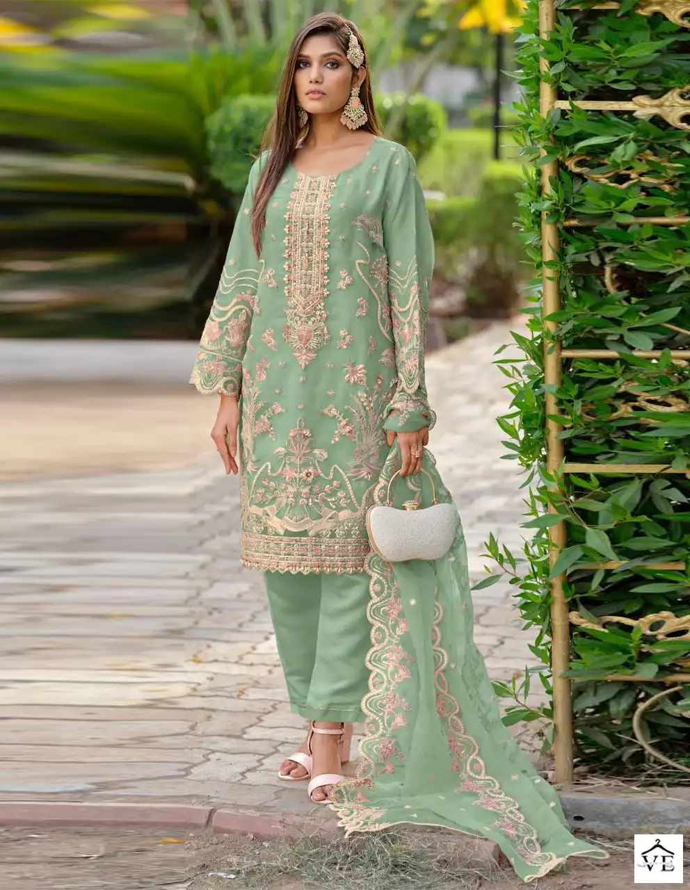 Shree Fabs R-1135 Organza Wholesale Readymade Salwar Suit Catalog — Wholesale Salwar Suits, MPA wholesale from Surat — view 1