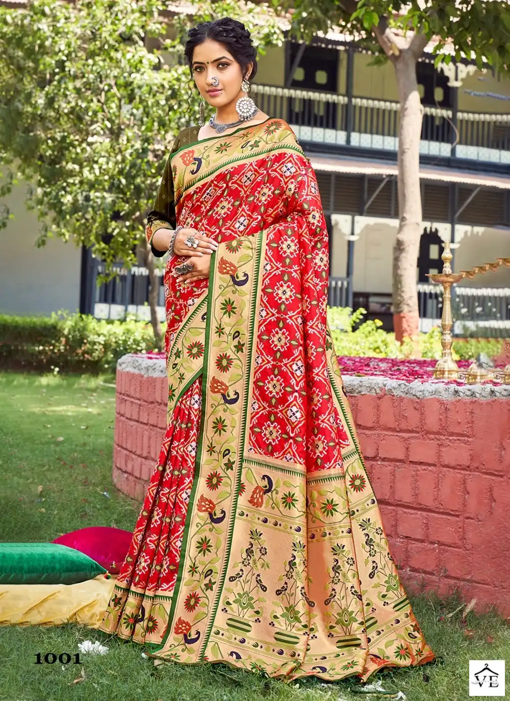 Sangam Saumya Paithani Patola Silk Wholesale Saree Catalog — Wholesale Sarees, MPA wholesale from Surat - Gallery Image 4