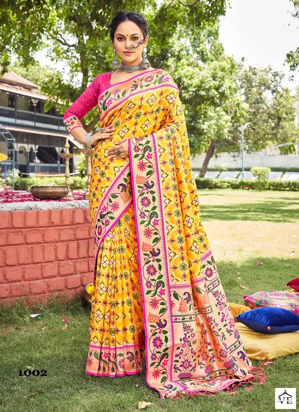 Sangam Saumya Paithani Patola Silk Wholesale Saree Catalog — Wholesale Sarees, MPA wholesale from Surat - Gallery Image 5