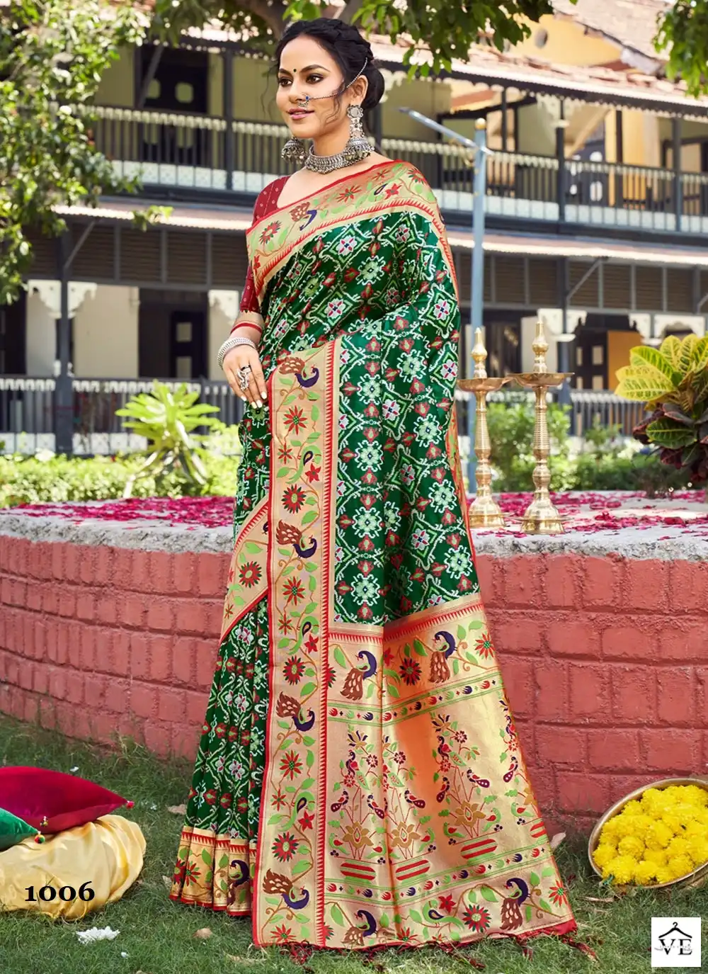 Sangam Saumya Paithani Patola Silk Wholesale Saree Catalog — Wholesale Sarees, MPA wholesale from Surat - Gallery Image 3