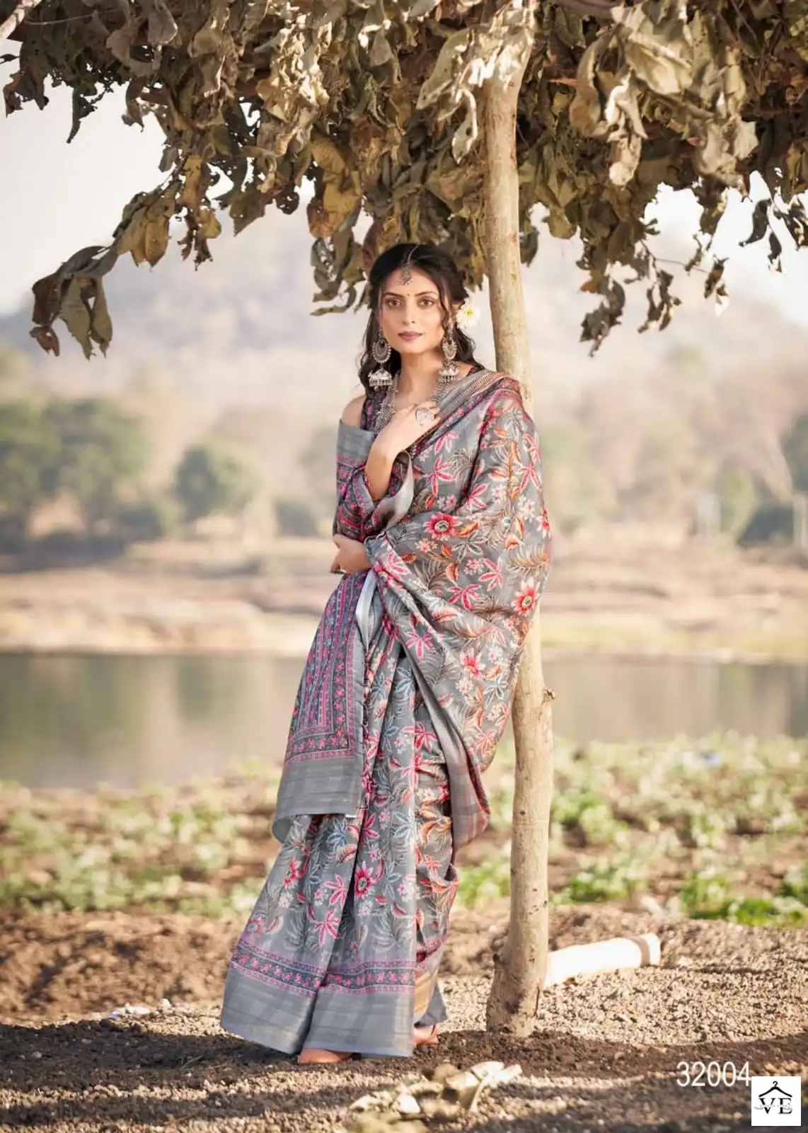 The Fabrica Sumitra Soft Cotton Wholesale Saree Catalog — Wholesale Sarees, MPA wholesale from Surat - Gallery Image 4