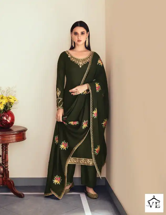 Aashirwad Sunheri Real Georgette Wholesale Designer Salwar Suits Catalog — Wholesale Salwar Suits, Aashirwad Creation wholesale from Surat - Gallery Image 5