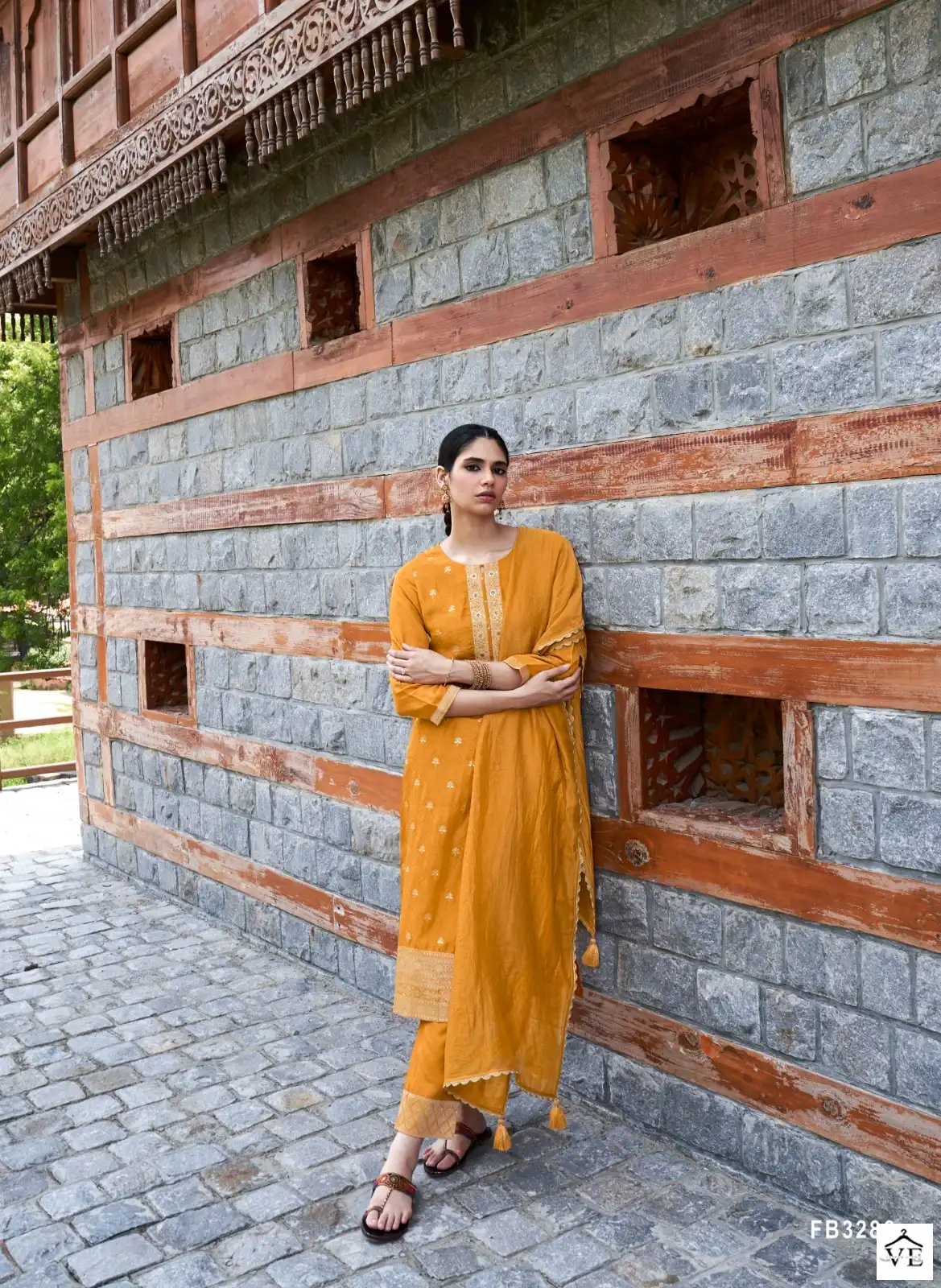 Four Buttons Afreen Placement Self Weave Jacquard Wholesale Designer Readymade Salwar Suit Catalog - Image 4