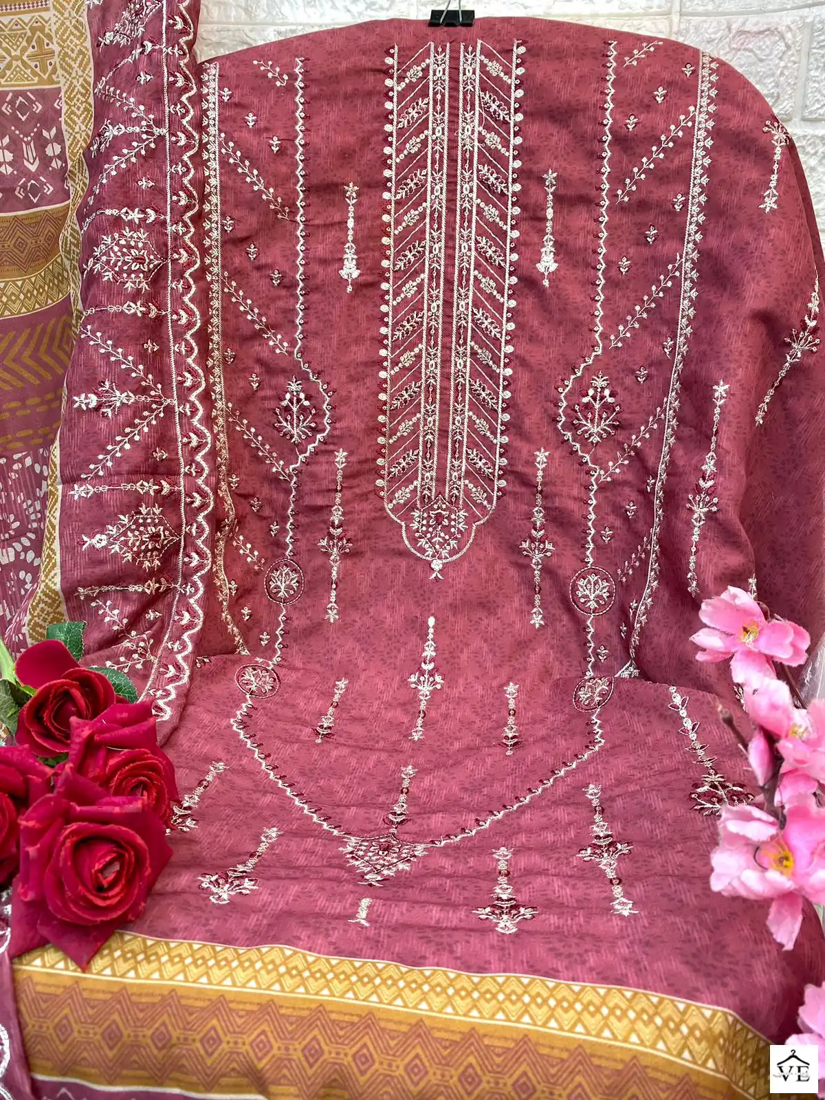 Crimson Cr-102 Cambric Cotton Wholesale Pakistani Suit Catalog — Wholesale Salwar Suits, MPA wholesale from Surat — view 9