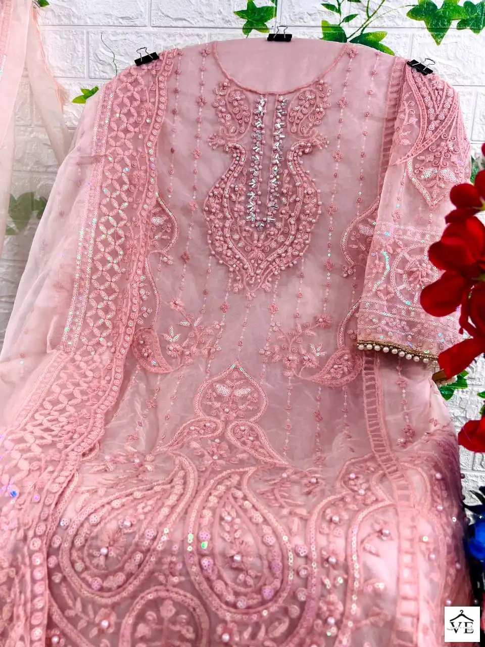 Dinsaa 211 Organza Wholesale Pakistani Suit Catalog — Wholesale Salwar Suits, MPA wholesale from Surat - Gallery Image 3