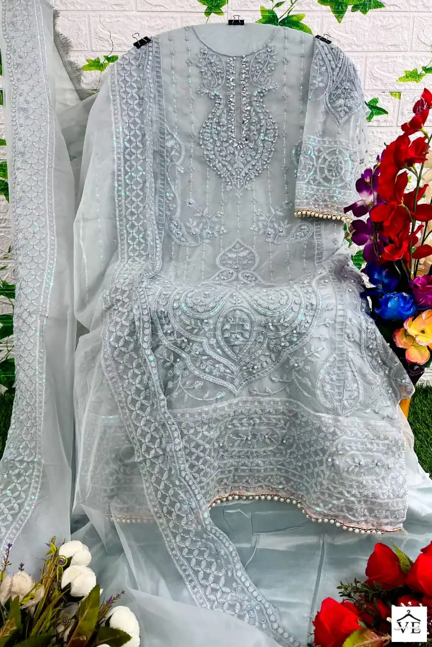 Dinsaa 211 Organza Wholesale Pakistani Suit Catalog — Wholesale Salwar Suits, MPA wholesale from Surat - Gallery Image 10