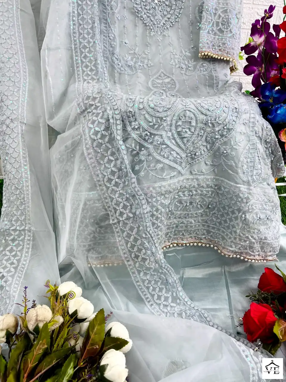 Dinsaa 211 Organza Wholesale Pakistani Suit Catalog — Wholesale Salwar Suits, MPA wholesale from Surat - Gallery Image 11