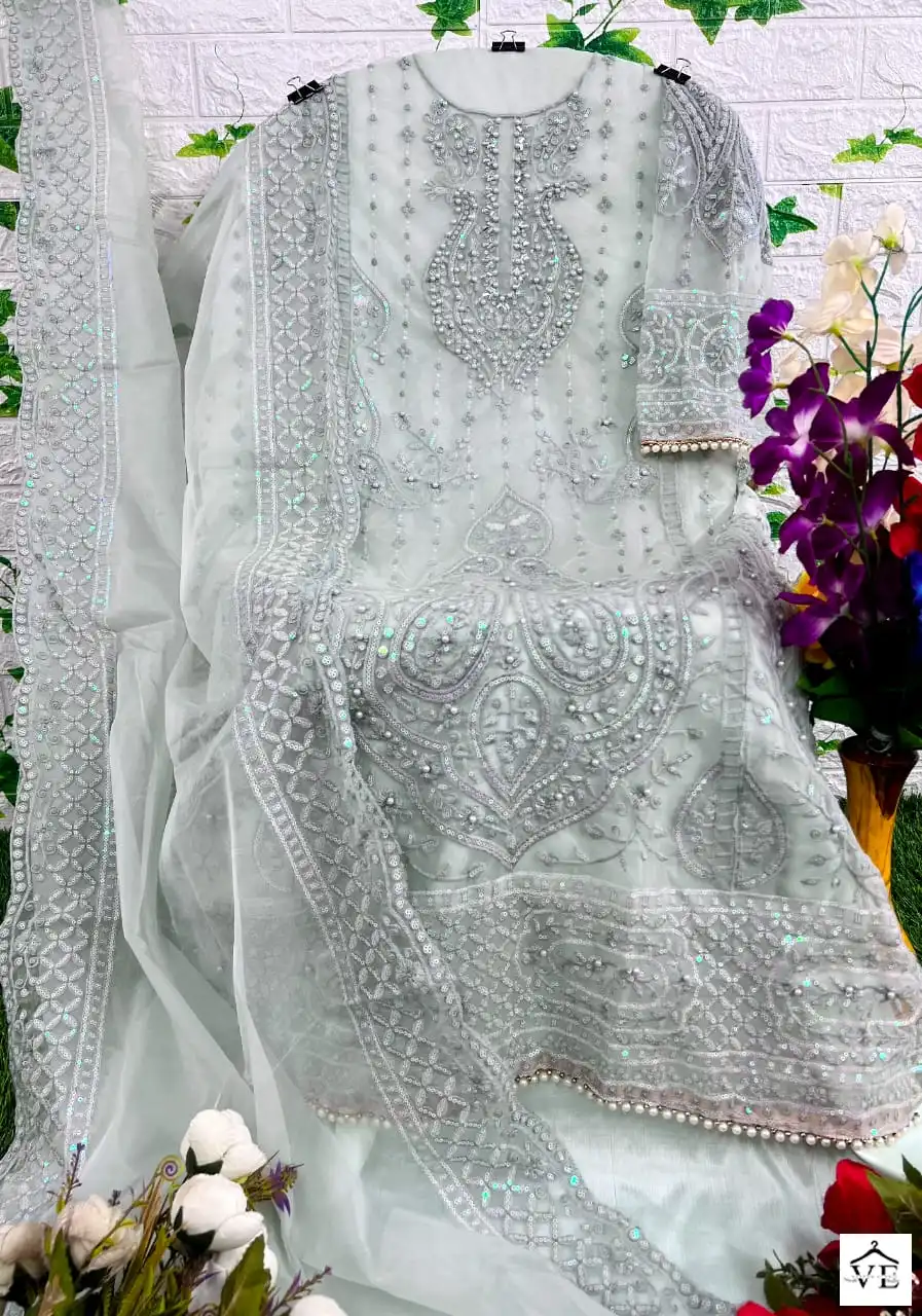 Dinsaa 211 Organza Wholesale Pakistani Suit Catalog — Wholesale Salwar Suits, MPA wholesale from Surat - Gallery Image 13