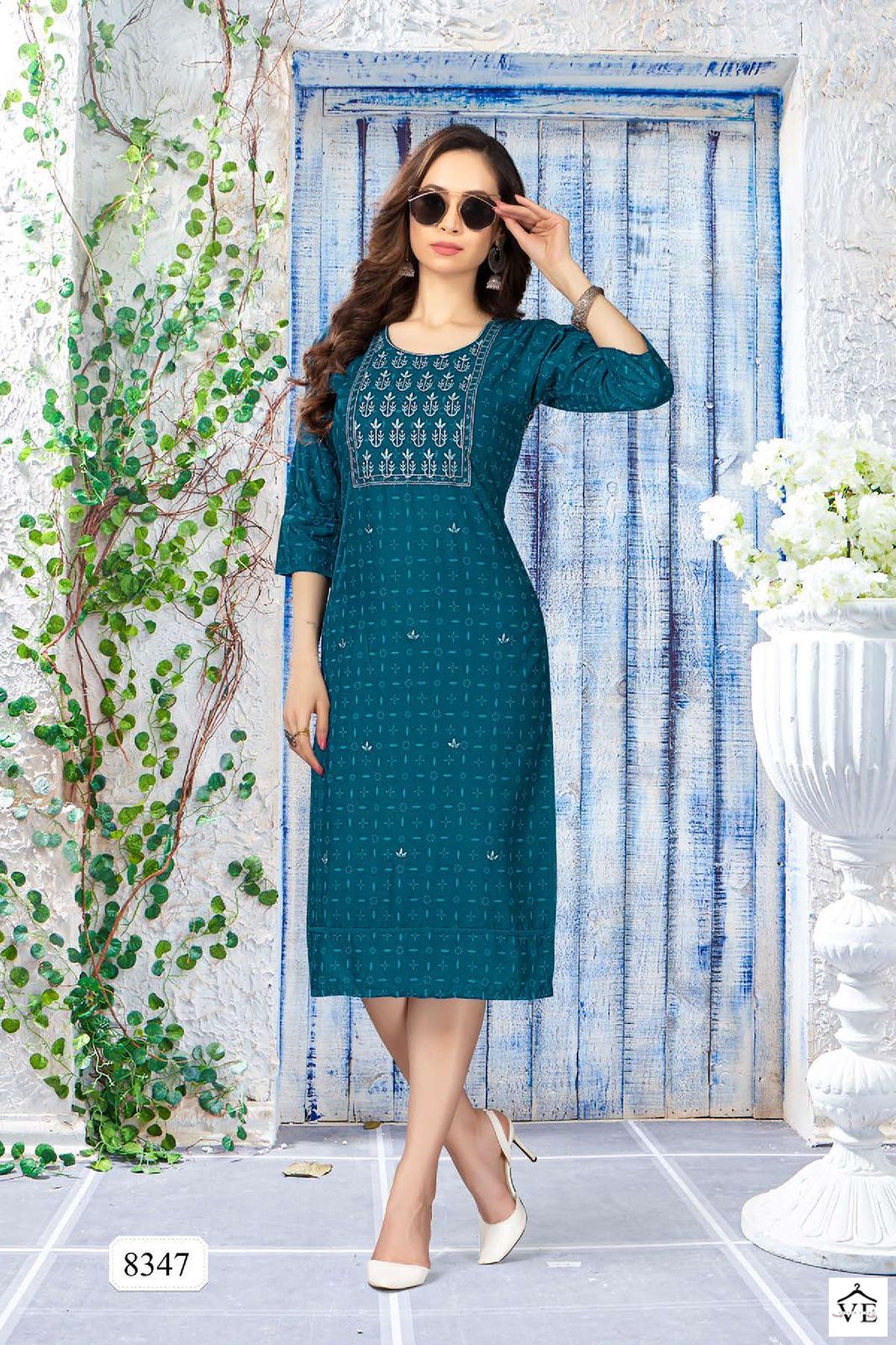 VE Golden Aarchi Rayon Print Wholesale Kurti Catalog — Wholesale Kurtis, MPA wholesale from Surat — view 2