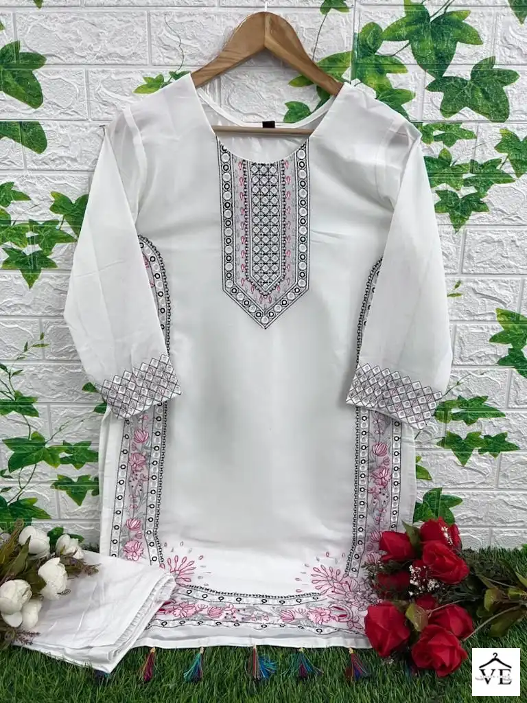 Hoor Tex HF-15 Georgette Wholesale Kurta Pant Catalog — Wholesale Kurtis, MPA wholesale from Surat - Gallery Image 5