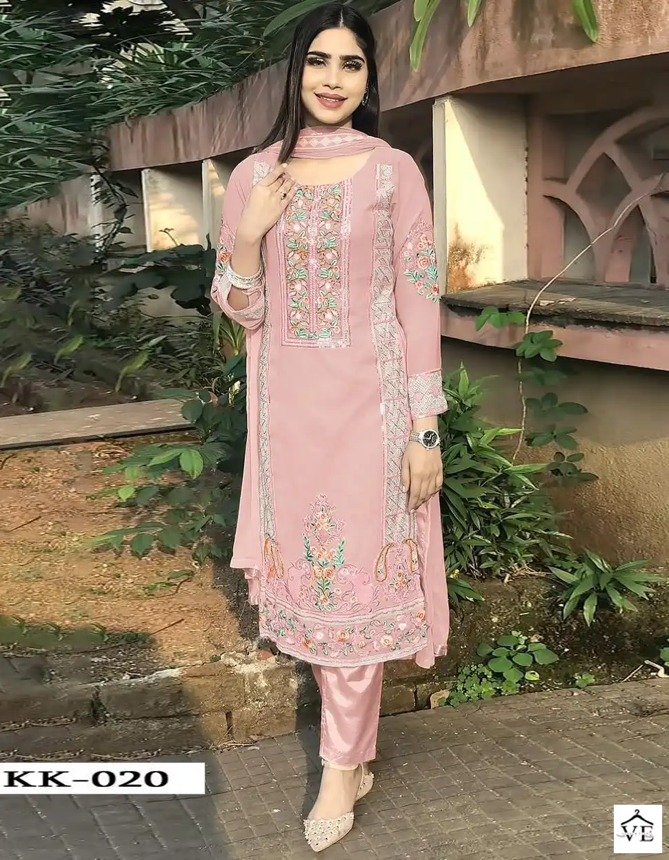Kross Kulture Kk 20 Heavy Georgette Wholesale Pakistani Suits Catalog — Wholesale Salwar Suits, MPA wholesale from Surat — view 1