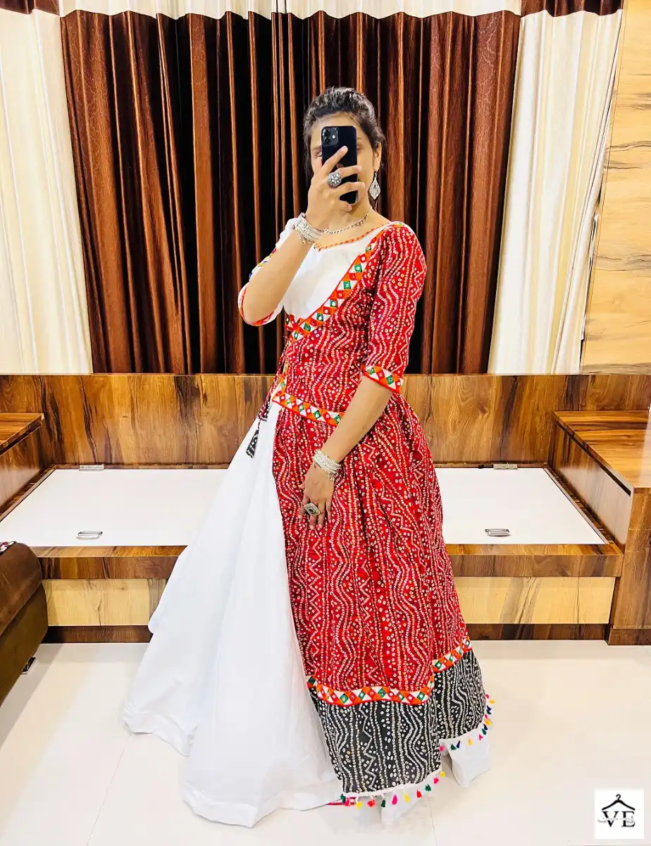 Aawiya Rajwadi Vol-7 Pure Cotton Silk Wholesale Navratri Lehenga Choli Catalog — Wholesale Lehenga, MPA wholesale from Surat — view 15