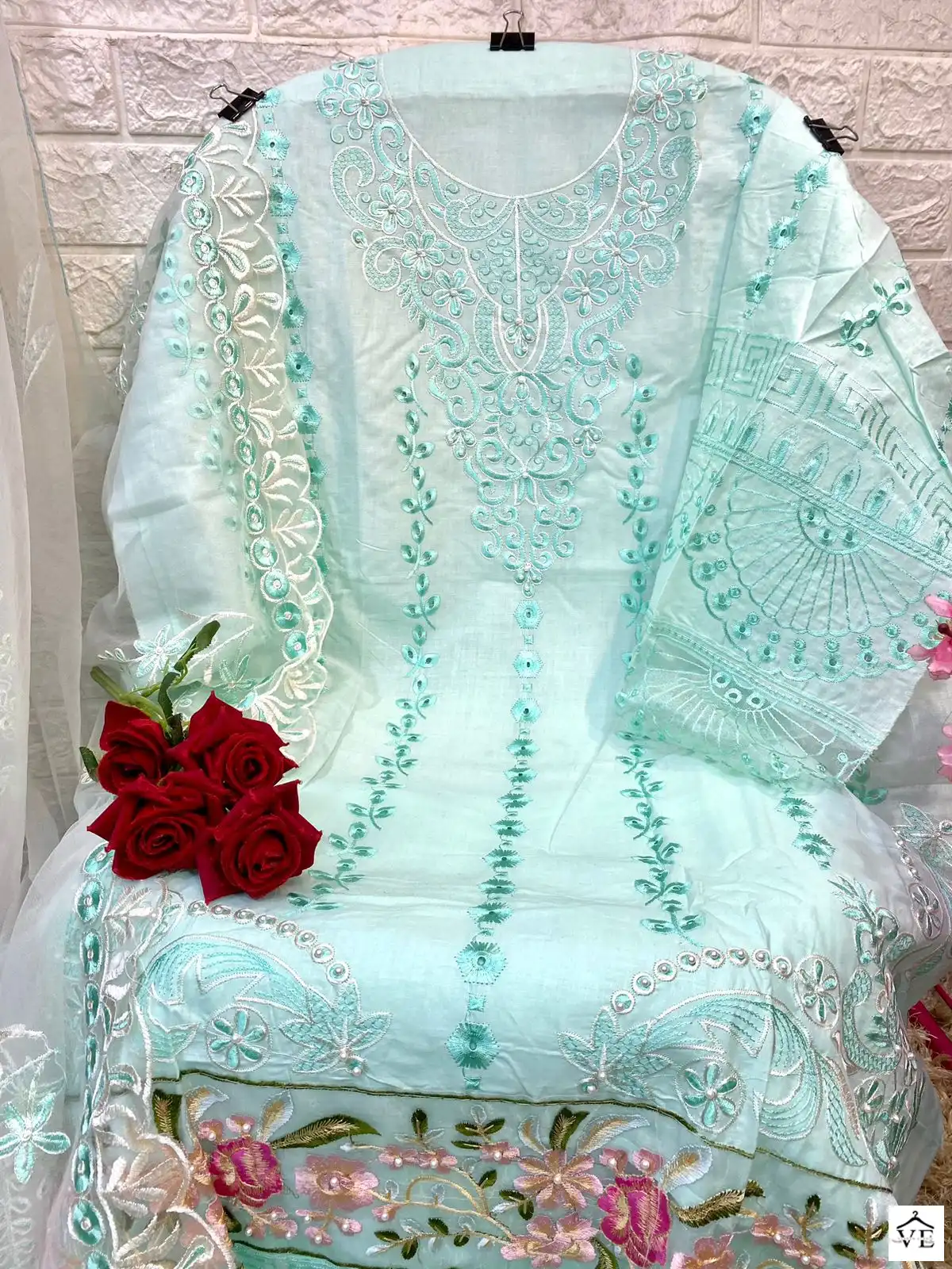Sobia Nazir SN-1022 Lawn Wholesale Pakistani Suit — Wholesale Salwar Suits, MPA wholesale from Surat — view 5