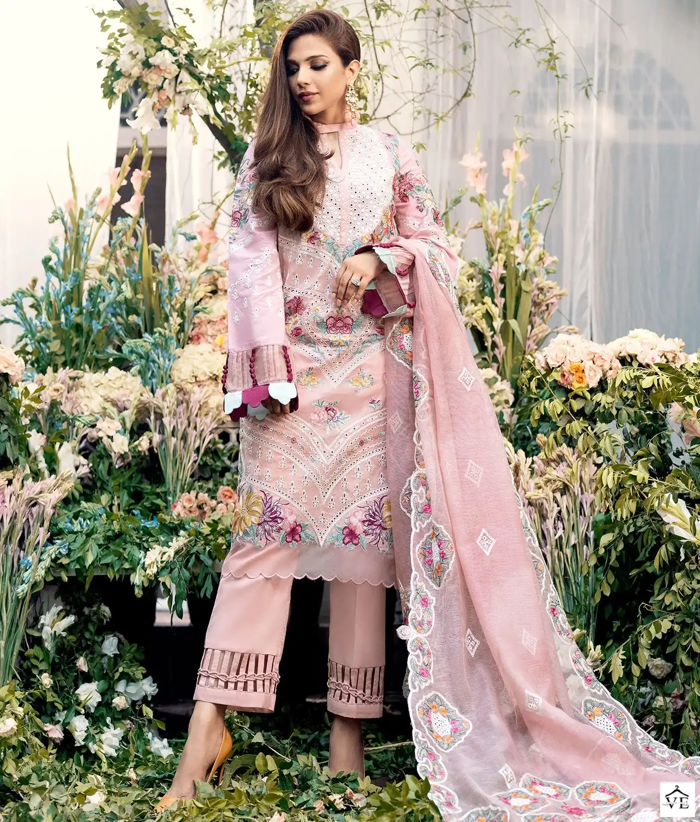 Al Amra ZF Anaya Lawn 64 Cambric Cotton Wholesale Pakistani Suit — Wholesale Salwar Suits, MPA wholesale from Surat — view 1