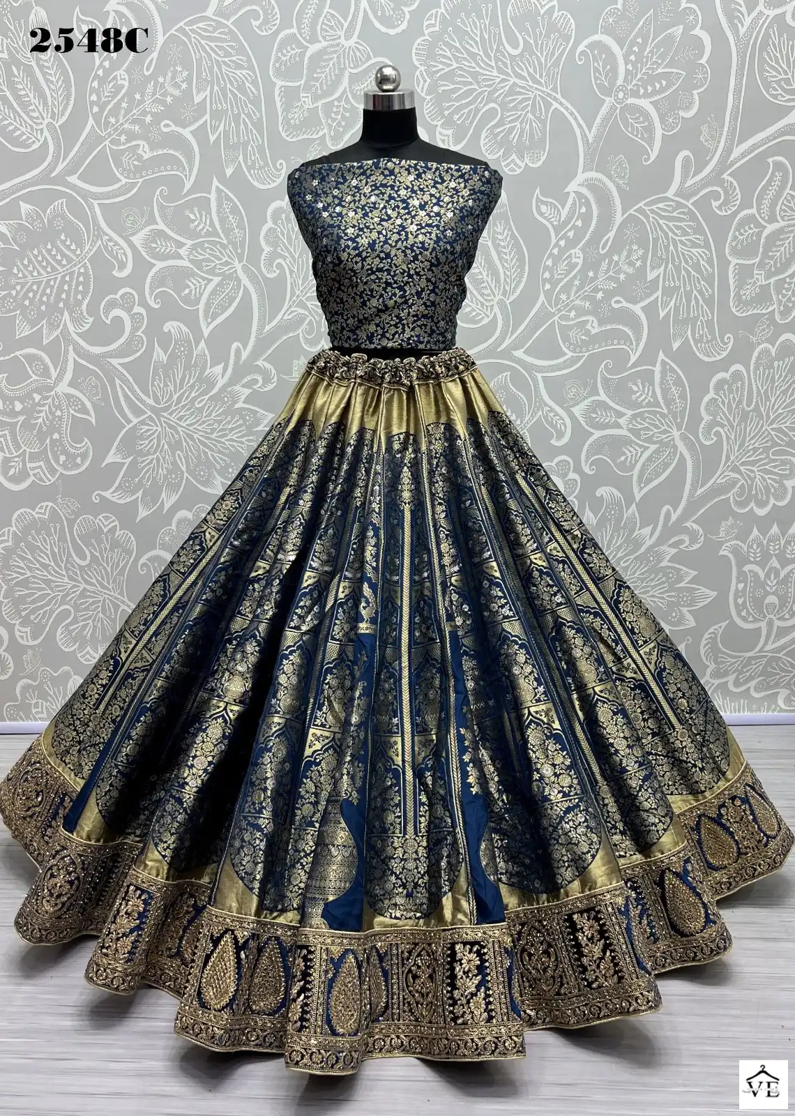 Anjani Art 2548 Banarasi Silk Wholesale Lehenga Choli Catalog — Wholesale Lehenga, MPA wholesale from Surat - Gallery Image 17