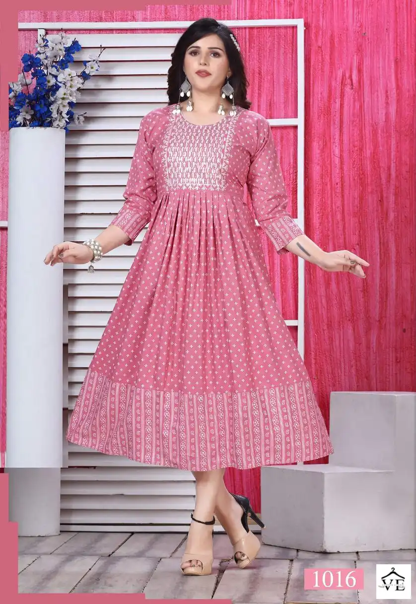 Vardan Ethnic Beauty Queen Especual 2 Heavy Rayon 14 Kg Wholesale Long Kurtis Catalog — Wholesale Kurtis, MPA wholesale from Surat - Gallery Image 7