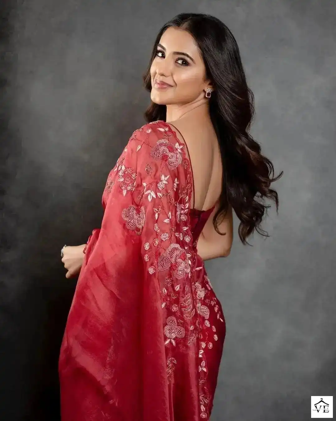VE BT-3065 Soft Organza Wholesale Fancy Saree — Wholesale Sarees, MPA wholesale from Surat - Gallery Image 4