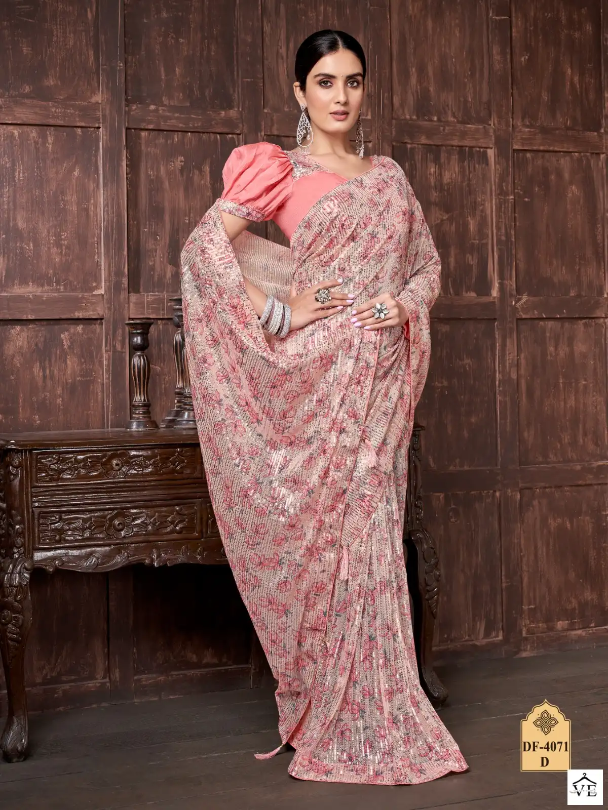 VE DF-4071 Export Quality Fine Yard Wholesale Designer Saree Catalog — Wholesale Sarees, MPA wholesale from Surat — view 4
