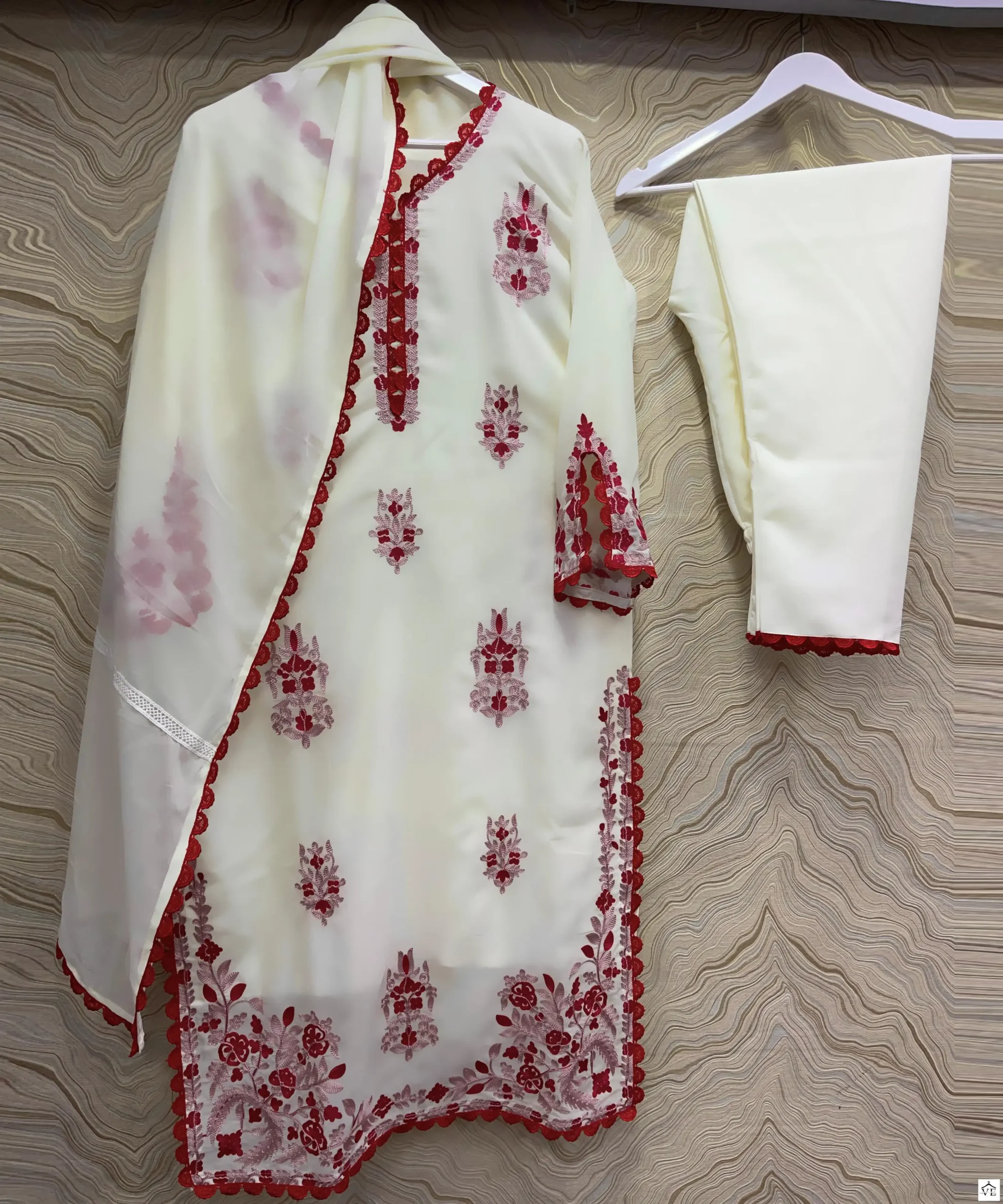 Vardan Ethnic Hk 1547 Georgette Wholesale Designer Pakistani Readymade Salwar Suit Catalog — Wholesale Salwar Suits, MPA wholesale from Surat — view 1