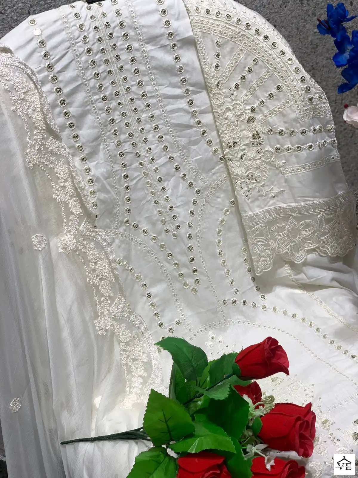 Dinsaa Maria B Vol 3-210 Pure Cotton Wholesale Pakistani Suit — Wholesale Salwar Suits, MPA wholesale from Surat — view 4