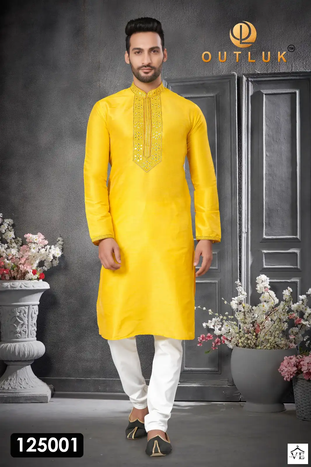 Vardan Ethnic Outluk Vol 125 Silk Wholesale Kurta With Pajama — Singles, MPA wholesale from Surat — view 3