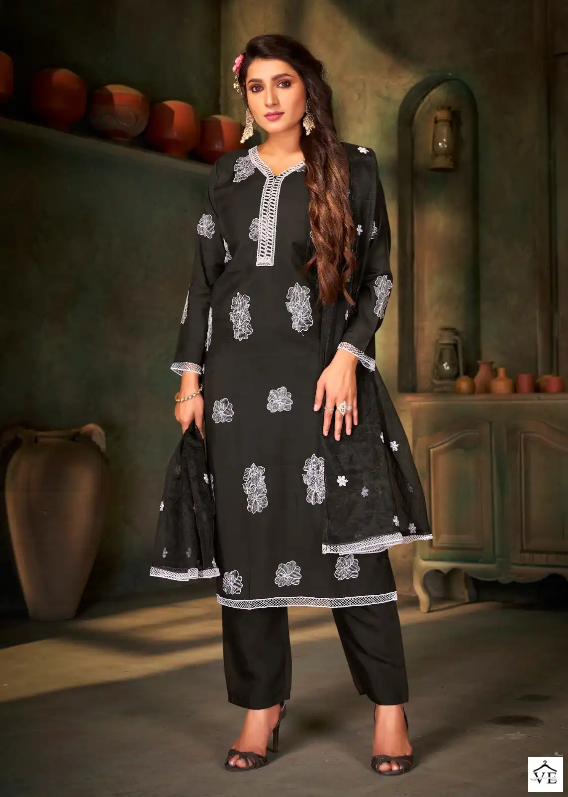 Banwery Peri Peri Silk Wholesale Fancy Lakhnavi Designer Readymade Salwar Suit Catalog — Wholesale Salwar Suits, Banwery wholesale from Surat - Gallery Image 3