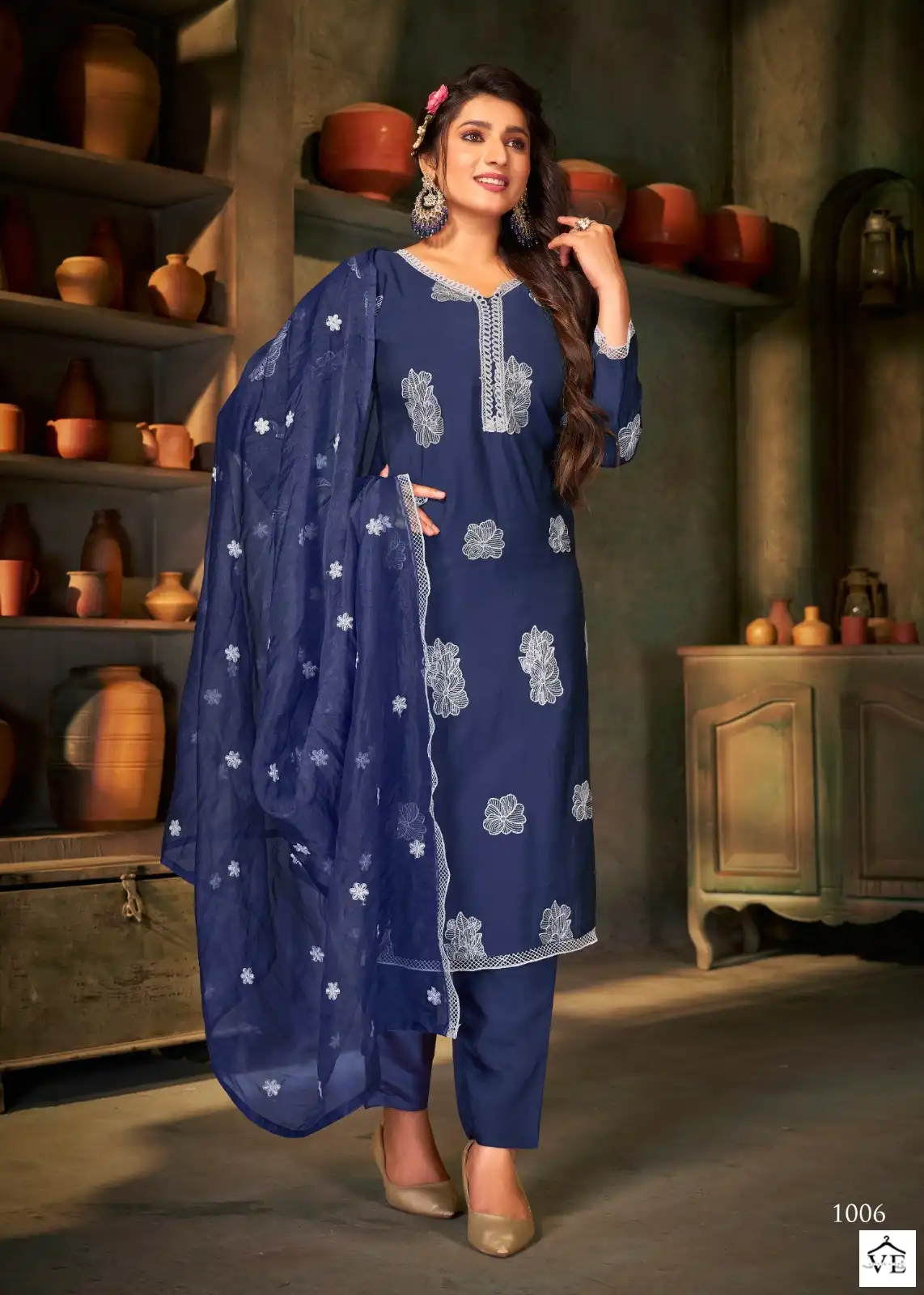 Banwery Peri Peri Silk Wholesale Fancy Lakhnavi Designer Readymade Salwar Suit Catalog — Wholesale Salwar Suits, Banwery wholesale from Surat - Gallery Image 6