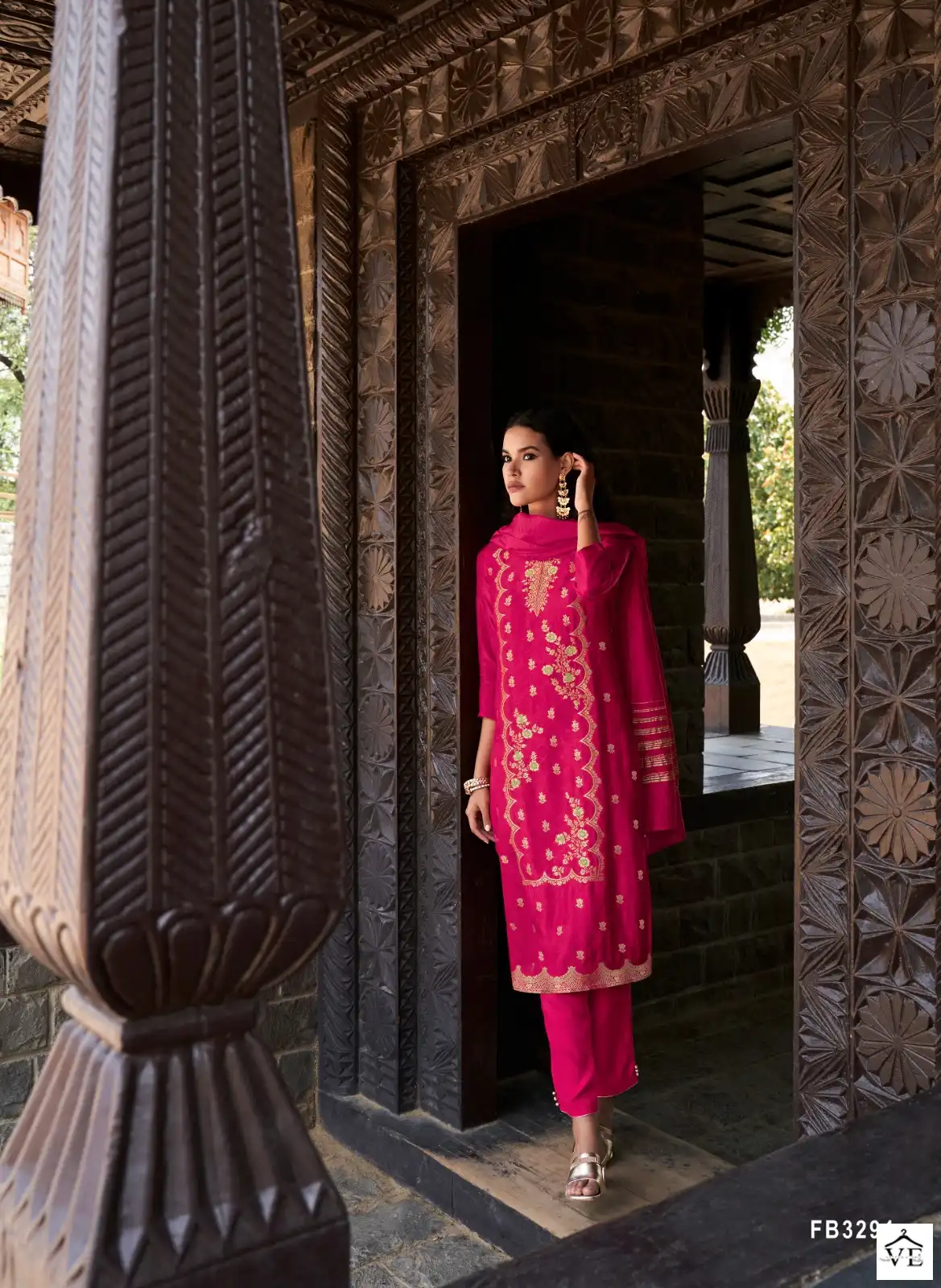 Four Buttons Royalty 5 Placement Jacquard Wholesale Readymade Suits Catalog — Wholesale Salwar Suits, MPA wholesale from Surat - Gallery Image 2