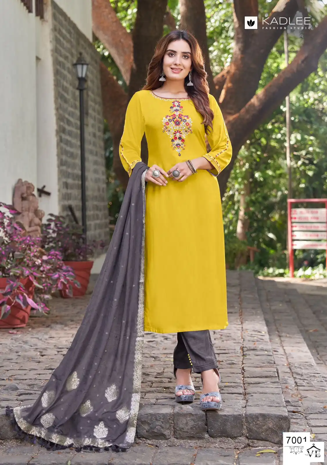 Kadlee Sawan Rayon Weaving Wholesale Readymade Salwar Suit Catalog — Wholesale Salwar Suits, Kadlee Fashion Studio wholesale from Surat - Gallery Image 4
