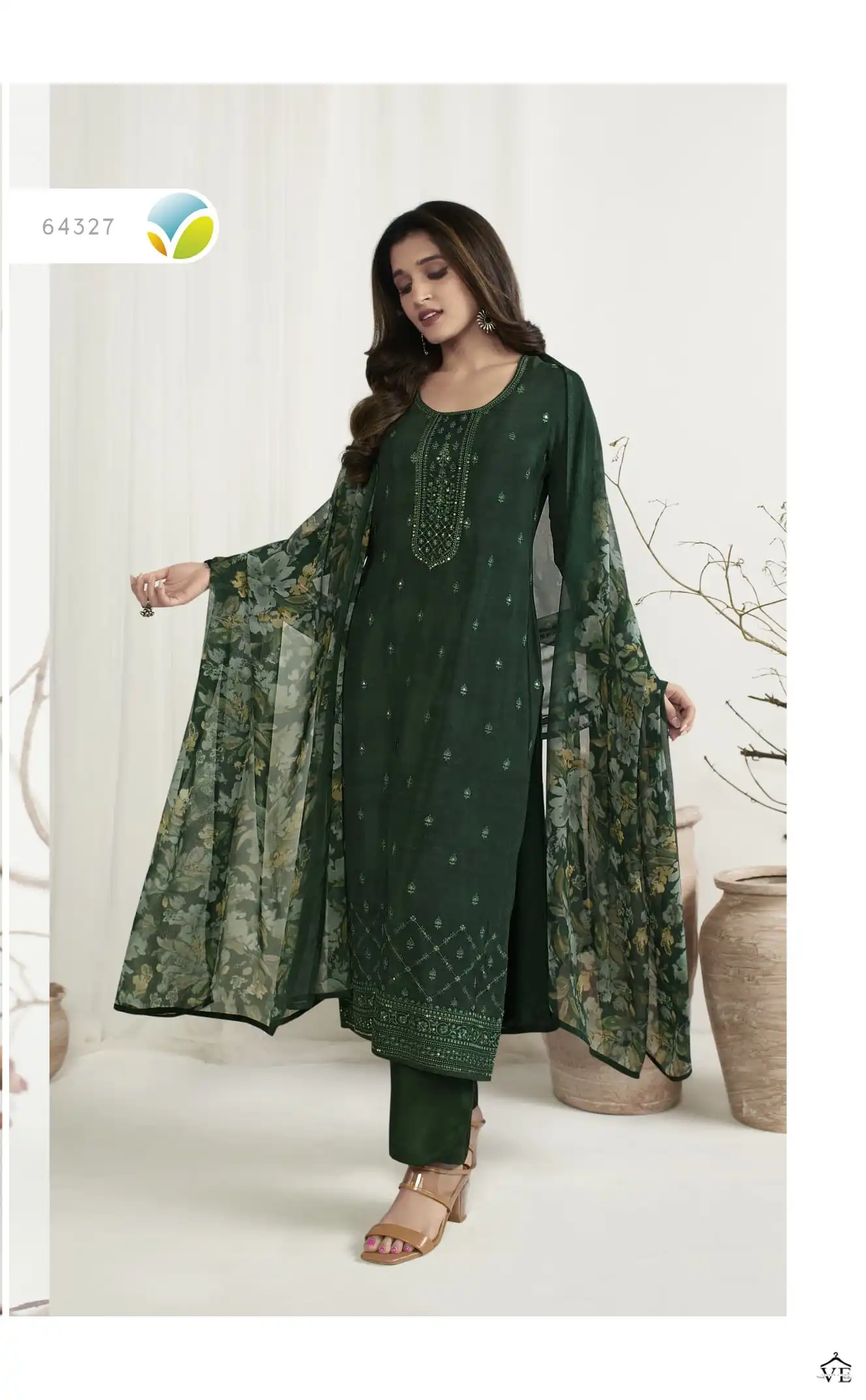 Vinay Royal Crepe-43 Royal Crepe Wholesale Designer Suits Catalog — Wholesale Salwar Suits, MPA wholesale from Surat — Photo 3